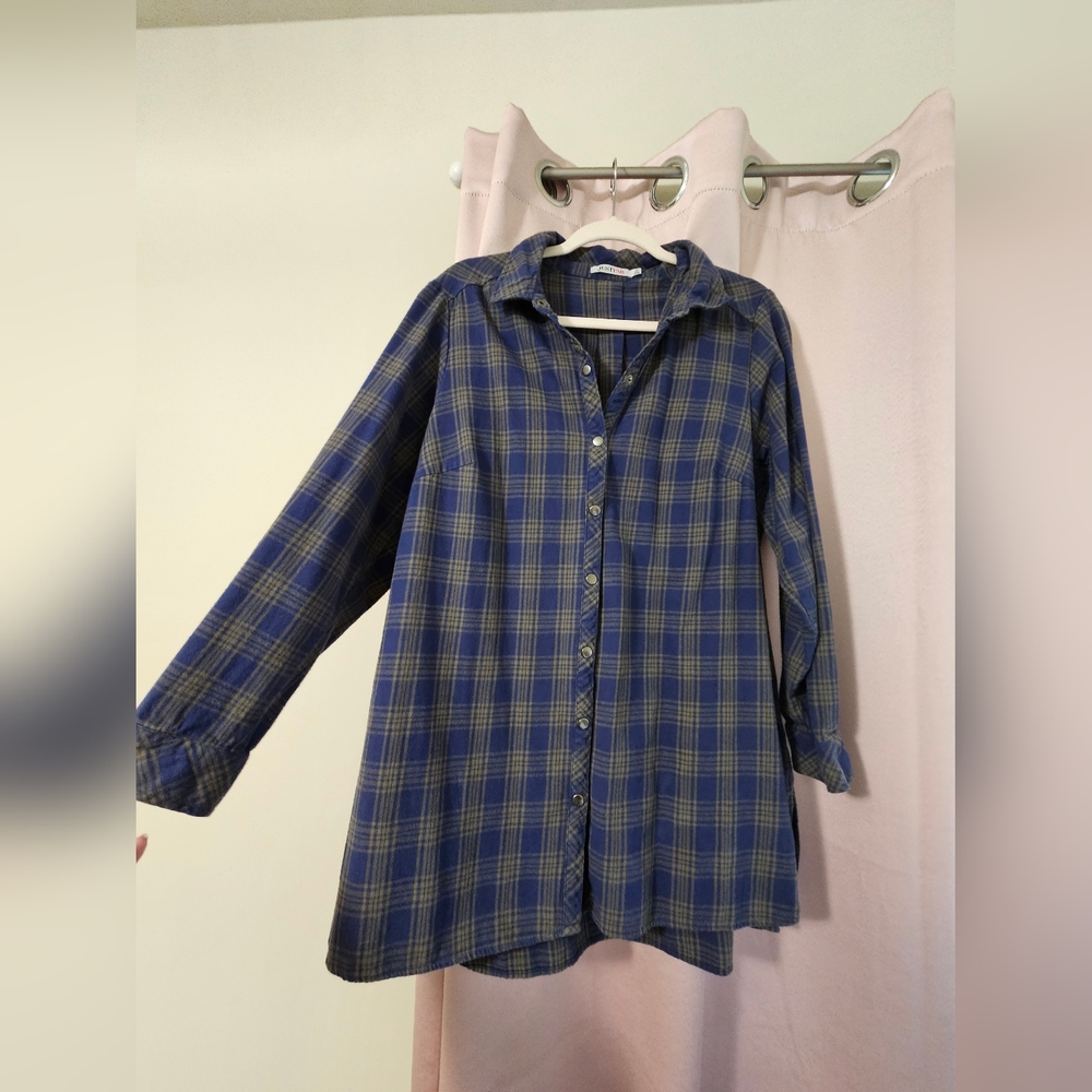 Just fab Longline Flannel Tunic indigo multi colored snap button up 2x